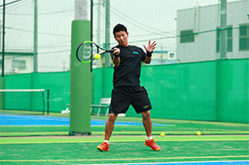 真剣勝負！競技テニスを楽しもう！